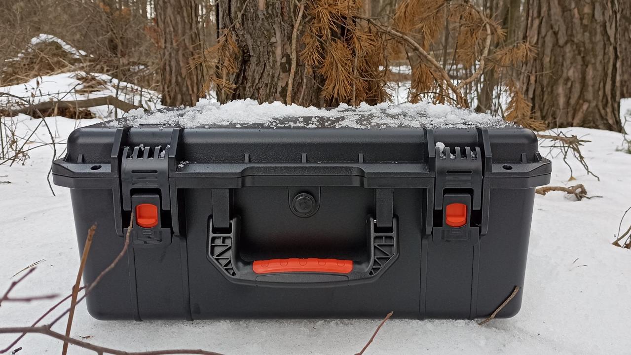 Семья помогает фронту — защитные боксы